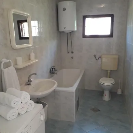 Holiday Radulovic Holiday home Posedarje
